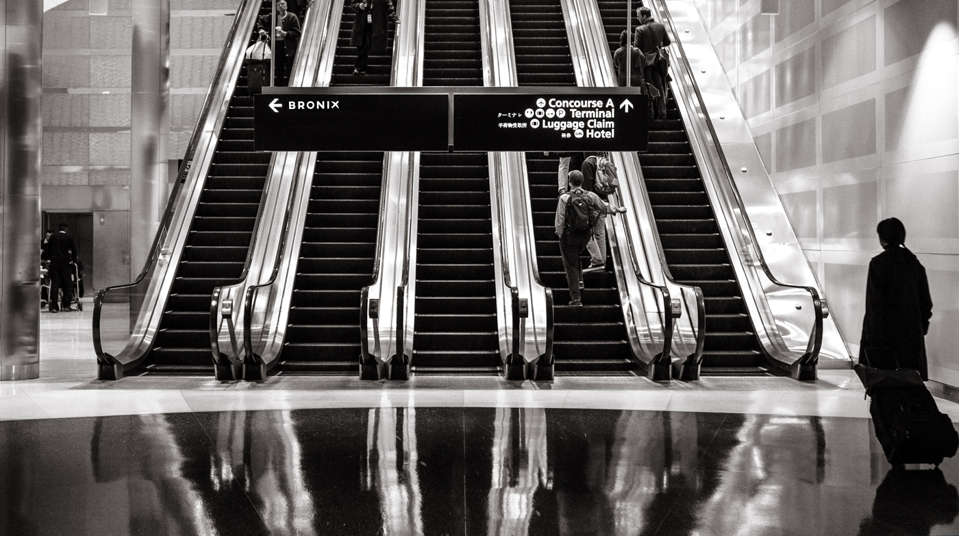 Bronix — Airport Terminal Wayfinding Signage